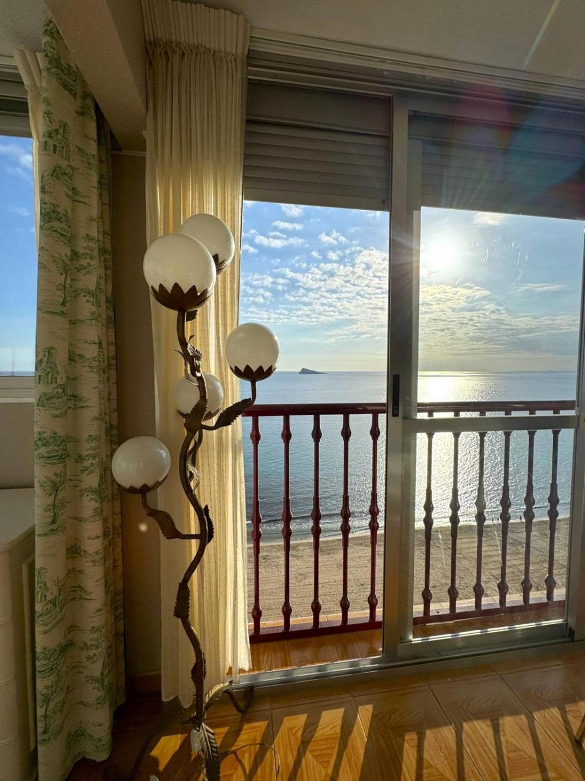 Las Damas Benidorm Exterior foto
